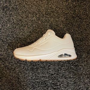 Sketchers Uno - Stand on Air